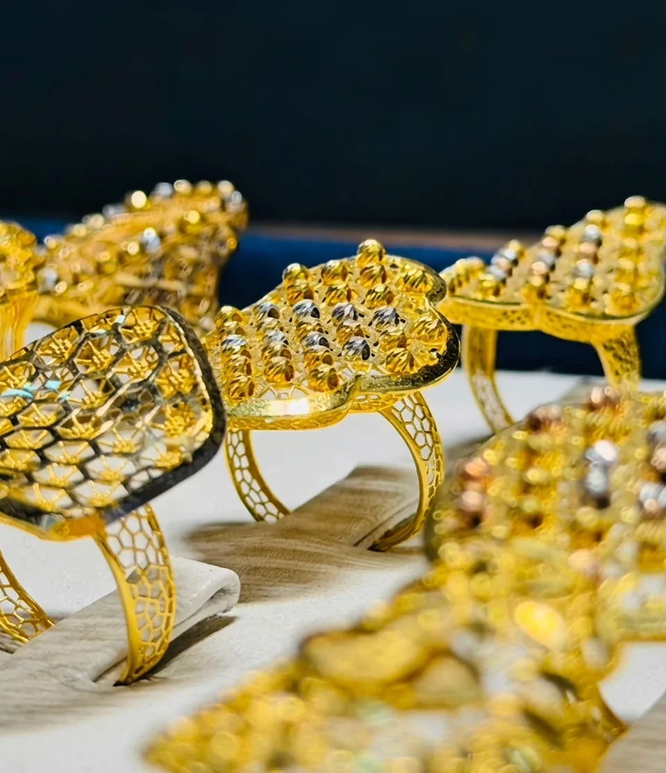 قطعة مجوهرات مميزة من NARKO GOLD